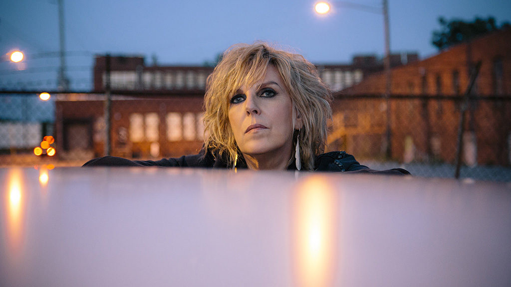 Lucinda Williams <br>and her band Buick 6